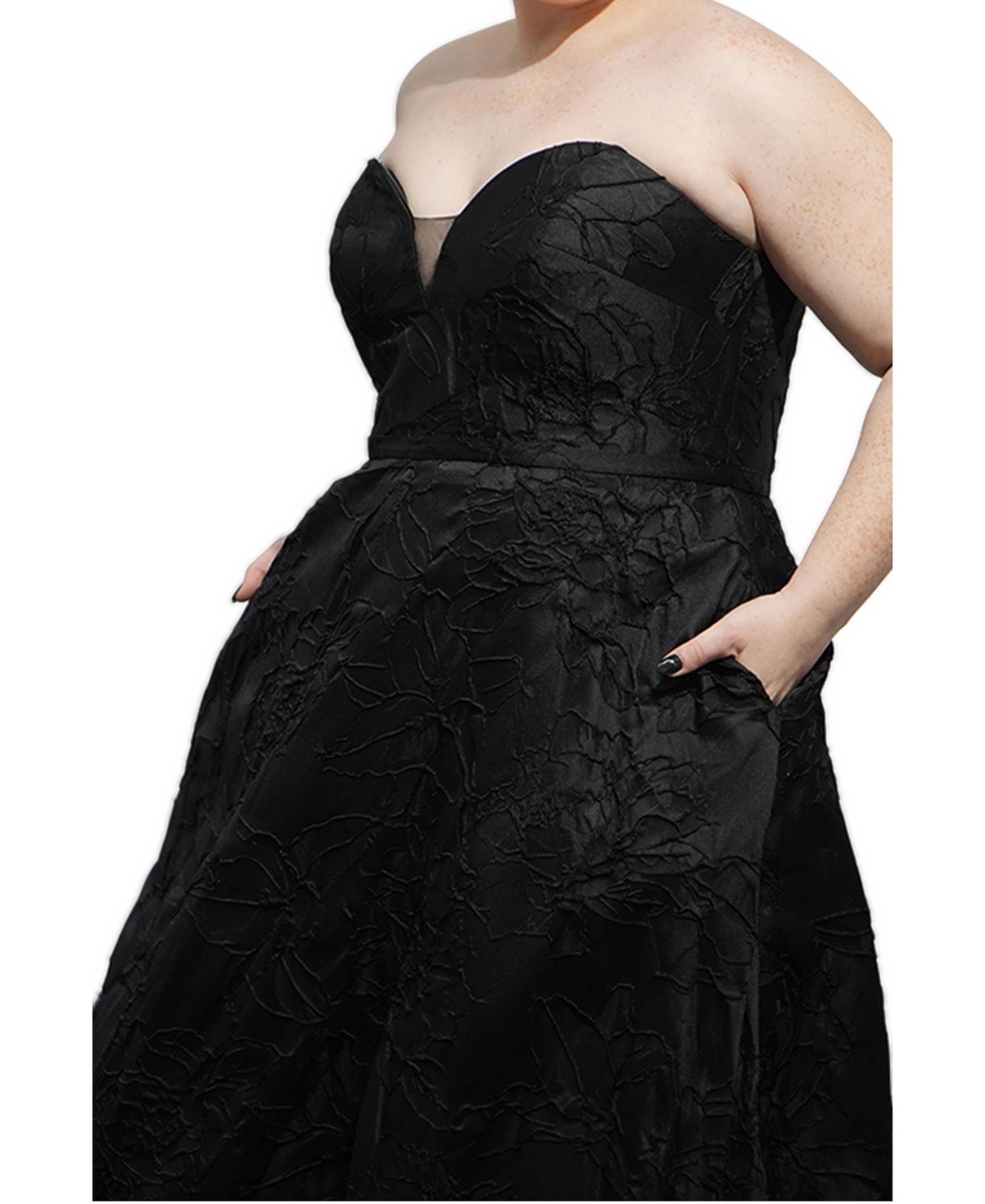 Plus Size Celebrate in Style Strapless Sweetheart Jacquard Formal Dress