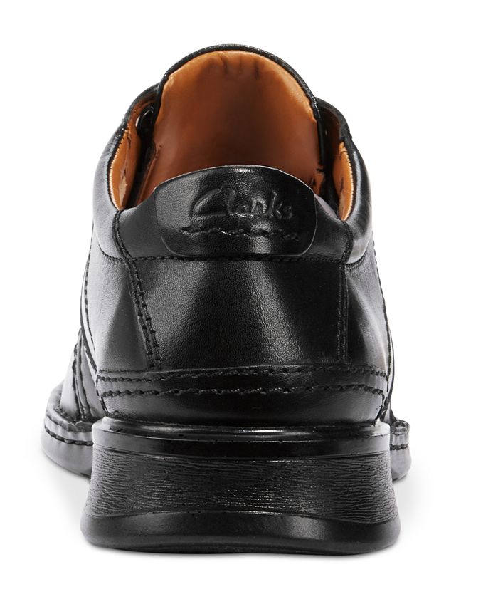 clarks touareg vibe