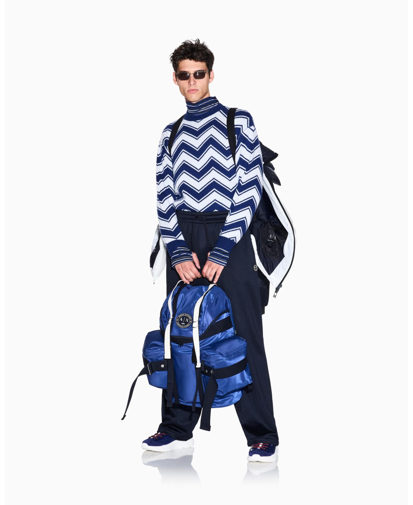 Мужской свитер A|X Armani Exchange Wool-Blend Chevron Crewneck, цвет: Синий молочный — фото 4
