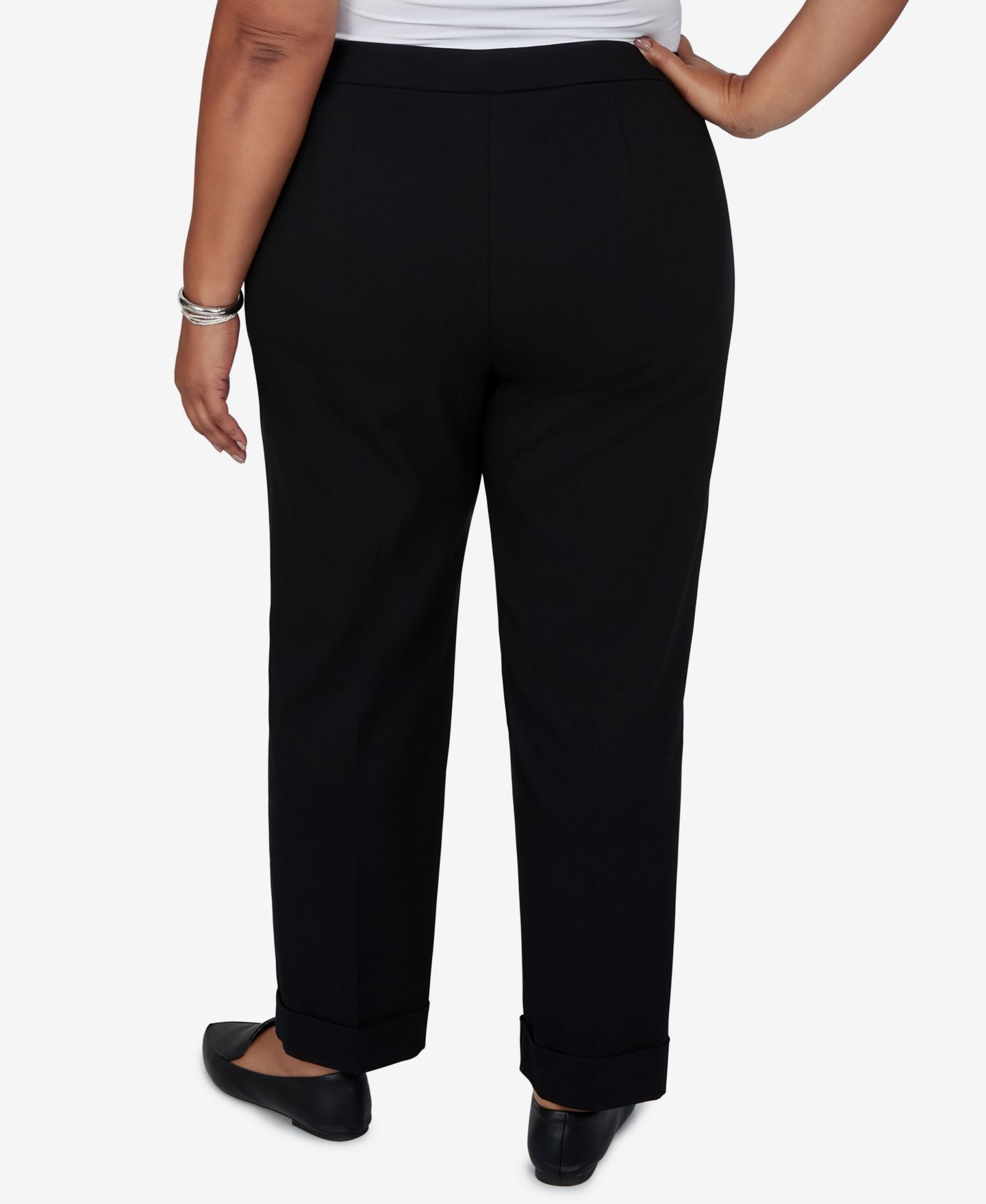 Женские брюки Alfred Dunner Plus Size Pull-On Cropped Mid-Rise, цвет: Чёрный — фото 5