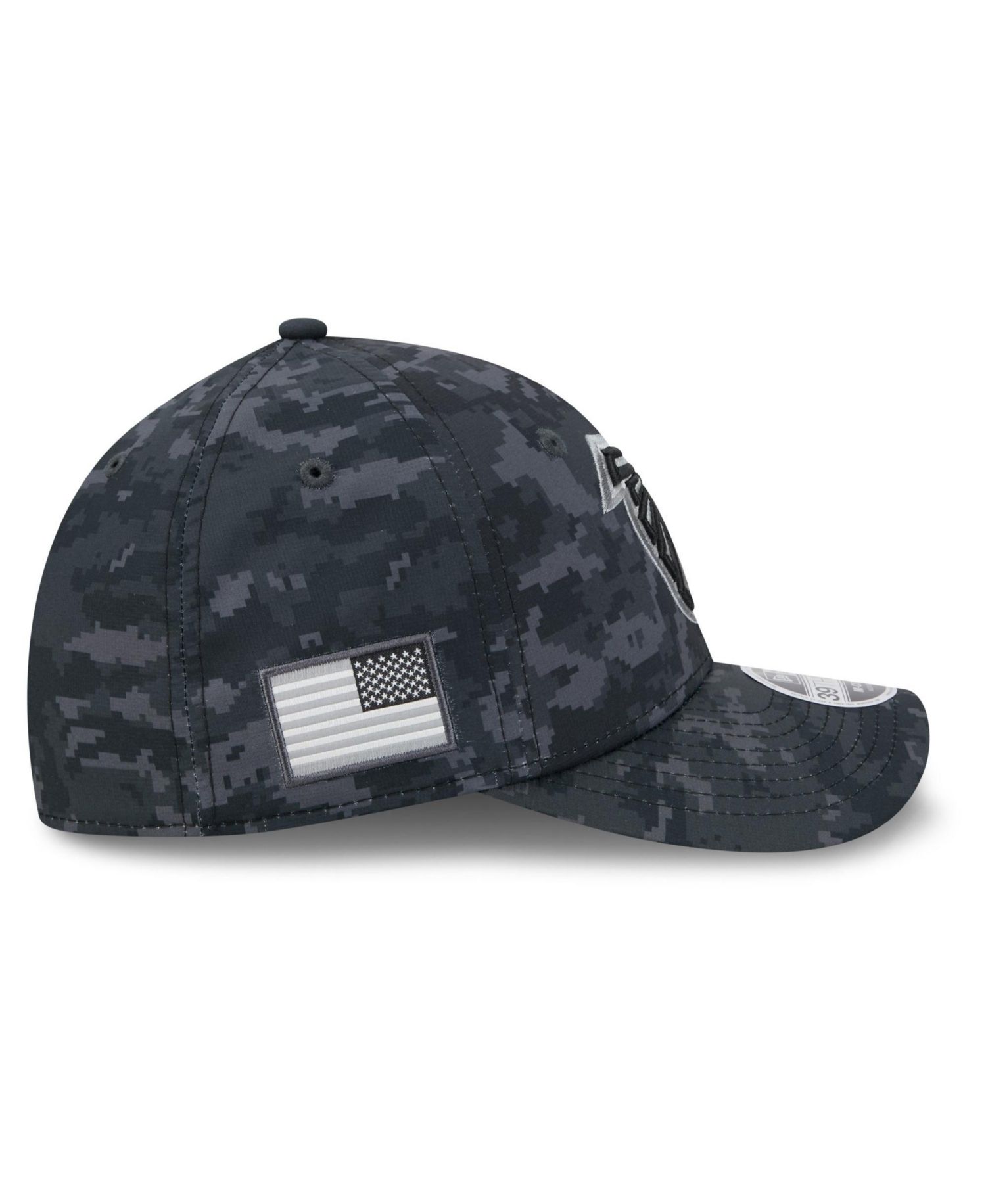 Men's Black Atlanta Falcons 2026 Salute to Service 39THIRTY Flex Hat