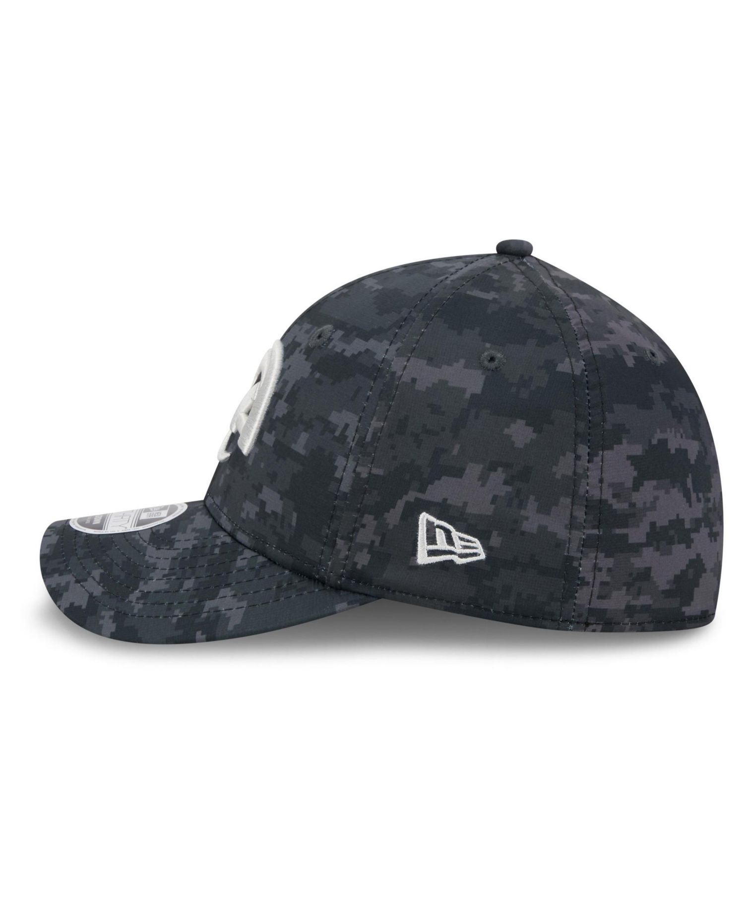Men's Black Los Angeles Rams 2026 Salute to Service 39THIRTY Flex Hat