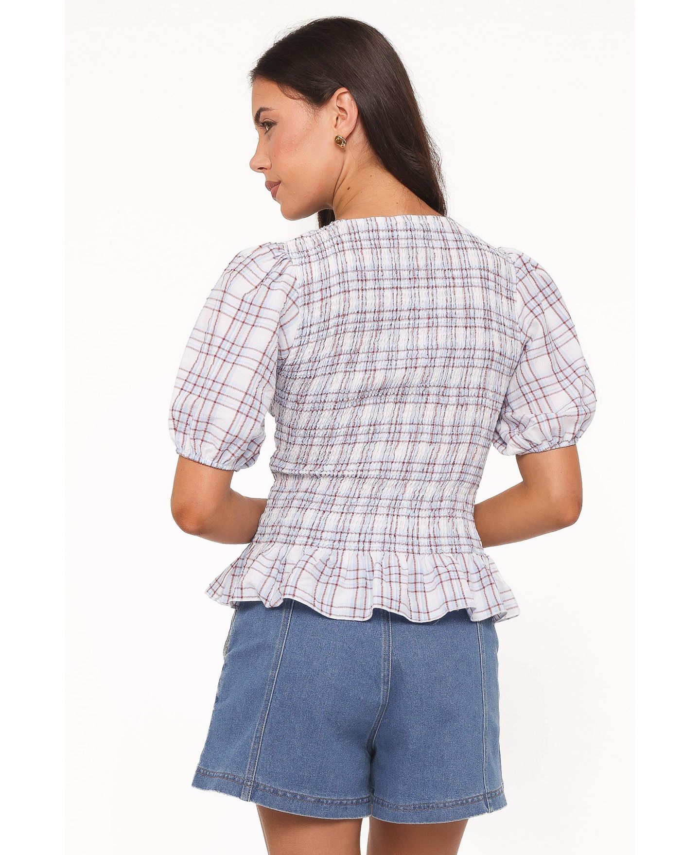 Женский топ Petal and Pup Callista Shirred Waist, цвет: Светлый синий клетчатый — фото 2