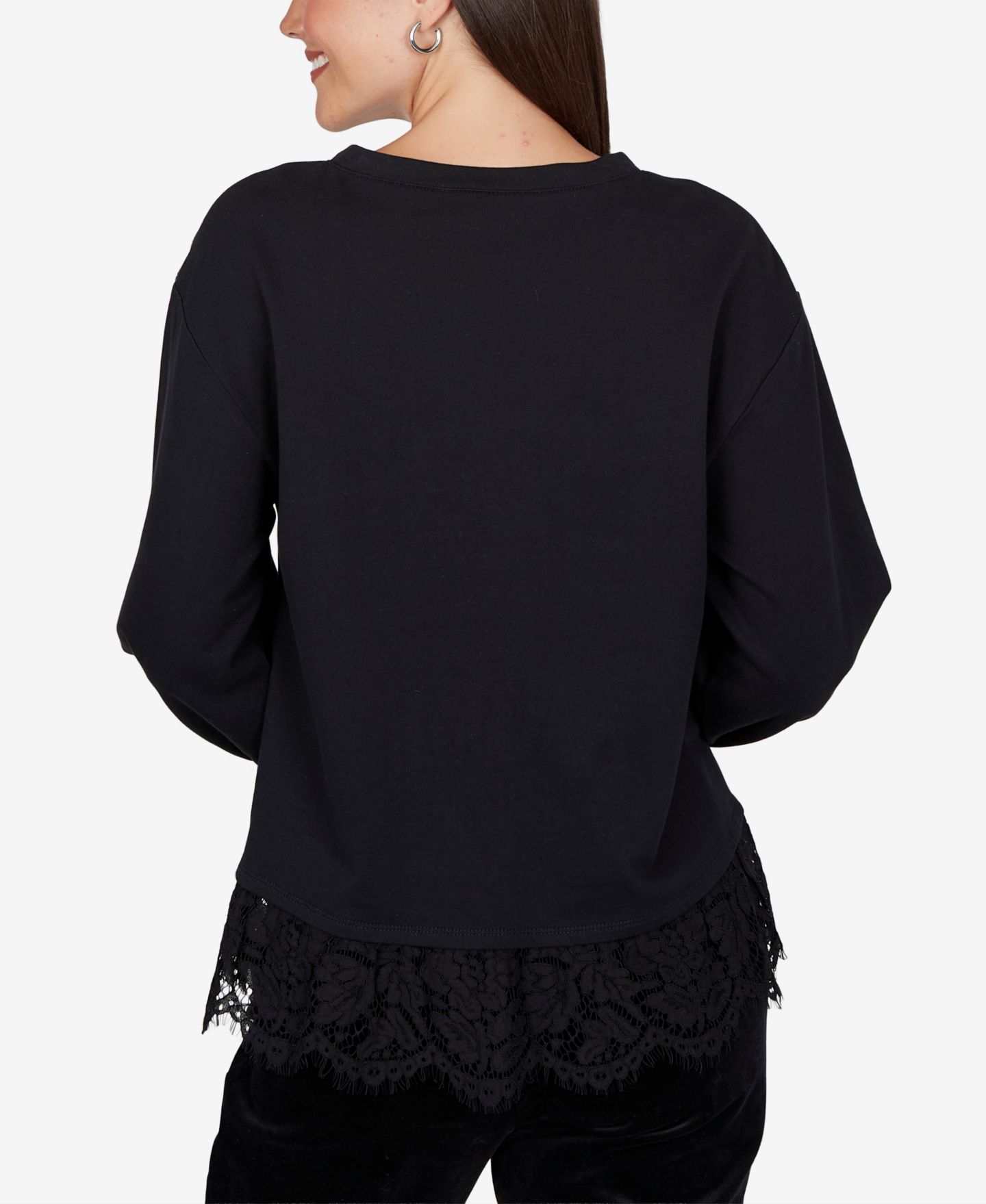Женский свитер Ruby Rd. Petite Long-Sleeve V-Neck Lace Pullover, цвет: Чёрный — фото 5