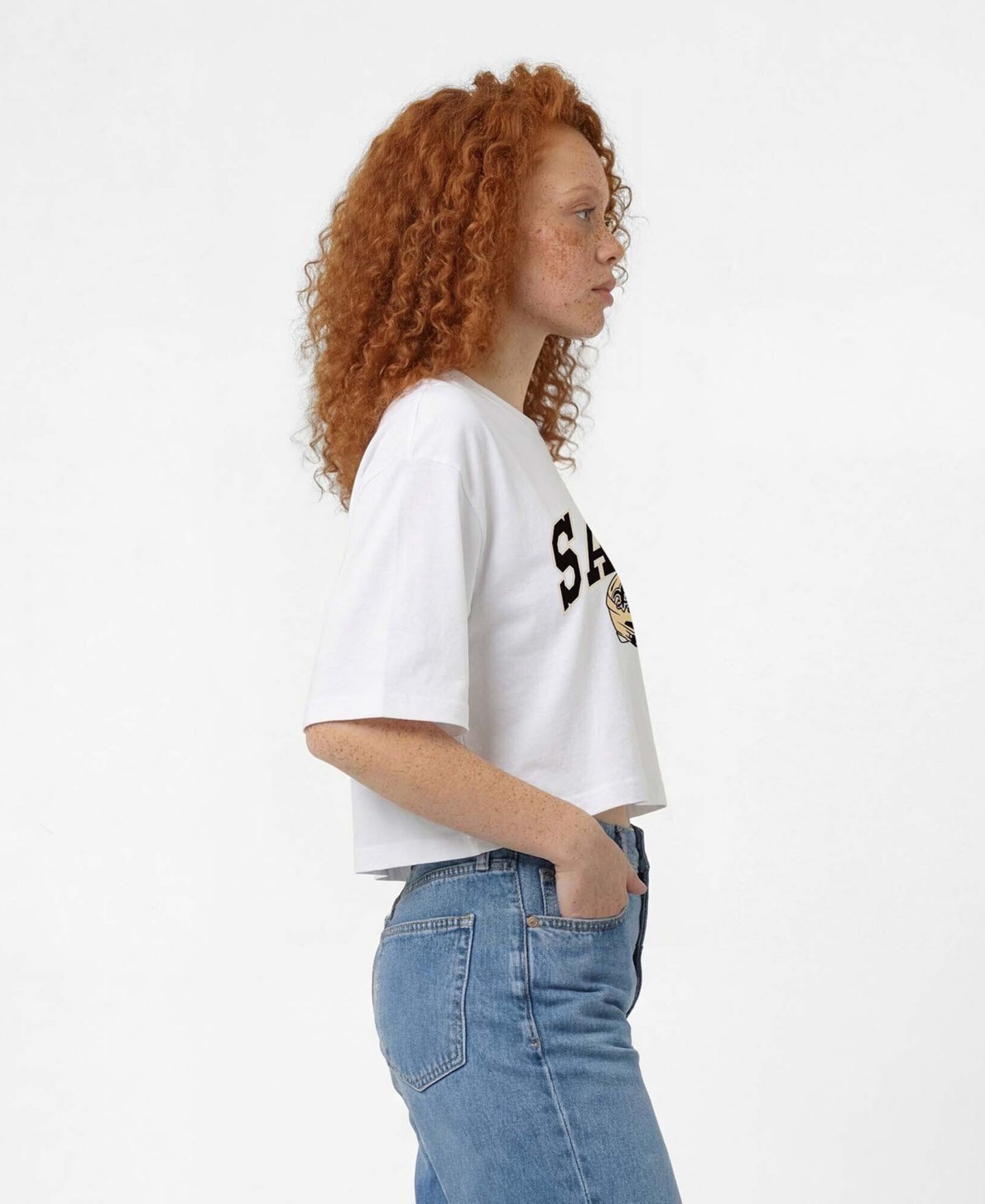 Женская футболка Champion White New Orleans Saints Boyfriend Cropped — фото 4