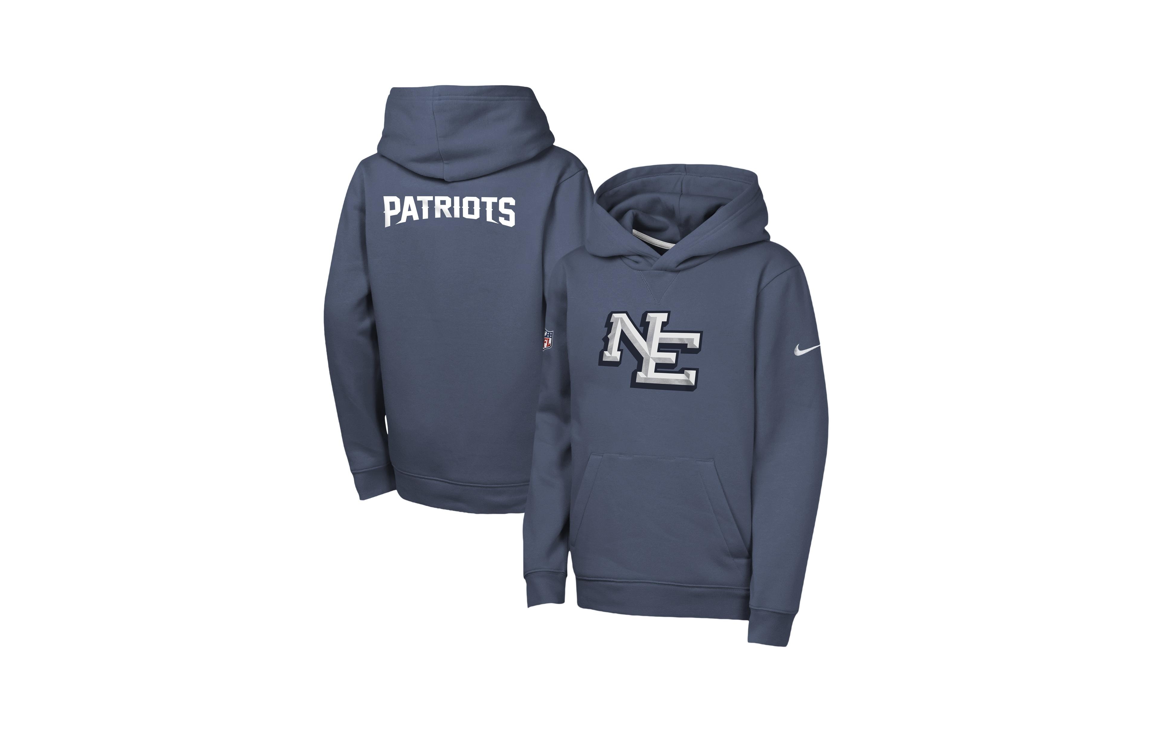 Nike Big Boys and Girls Blue New England Patriots Rivalries Collection Sideline Club Fleece Pullover Hoodie