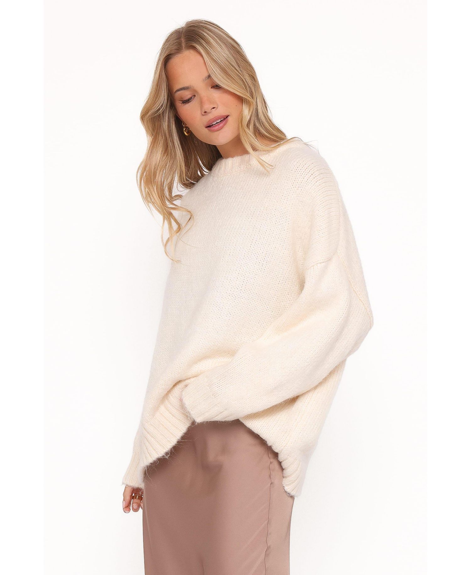 Women's Lloyd Long-Sleeve Crewneck Oversized Knit Sweater