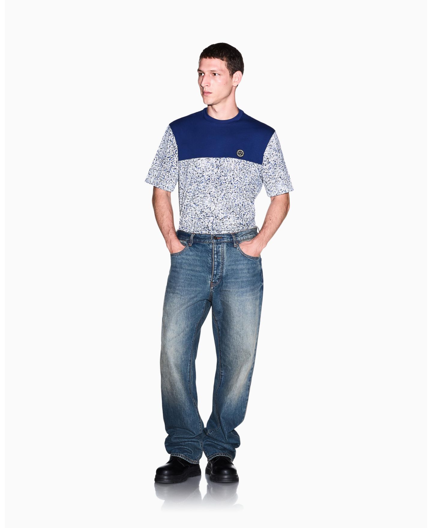 Мужская футболка A|X Armani Exchange Colorblock-Print Crewneck, цвет: Синий — фото 4