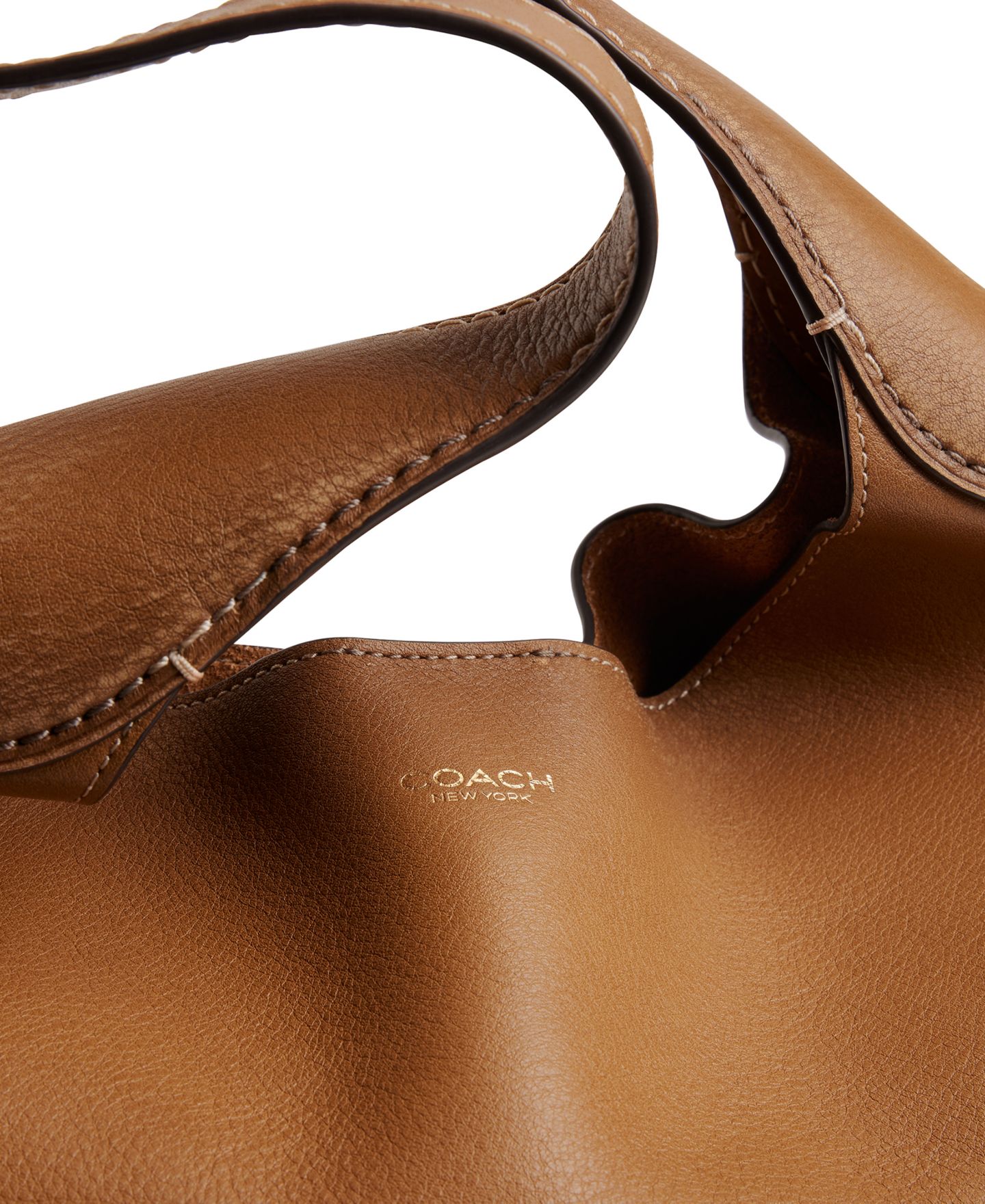 Женская сумка Coach Brooklyn 34 минималистичная, кожаная, на плечо, средняя, цвет: Латунный / Медовый коричневый — фото 5