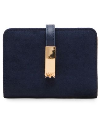 Magnetic Snap Bifold Wallet