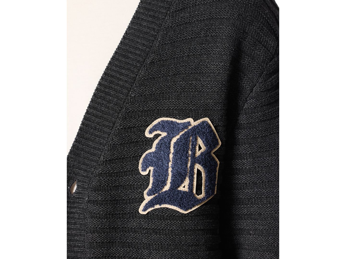 Мужской кардиган Buffalo David Bitton Woodz Varsity с V-образным вырезом, цвет: Меланжевый угольный — фото 4