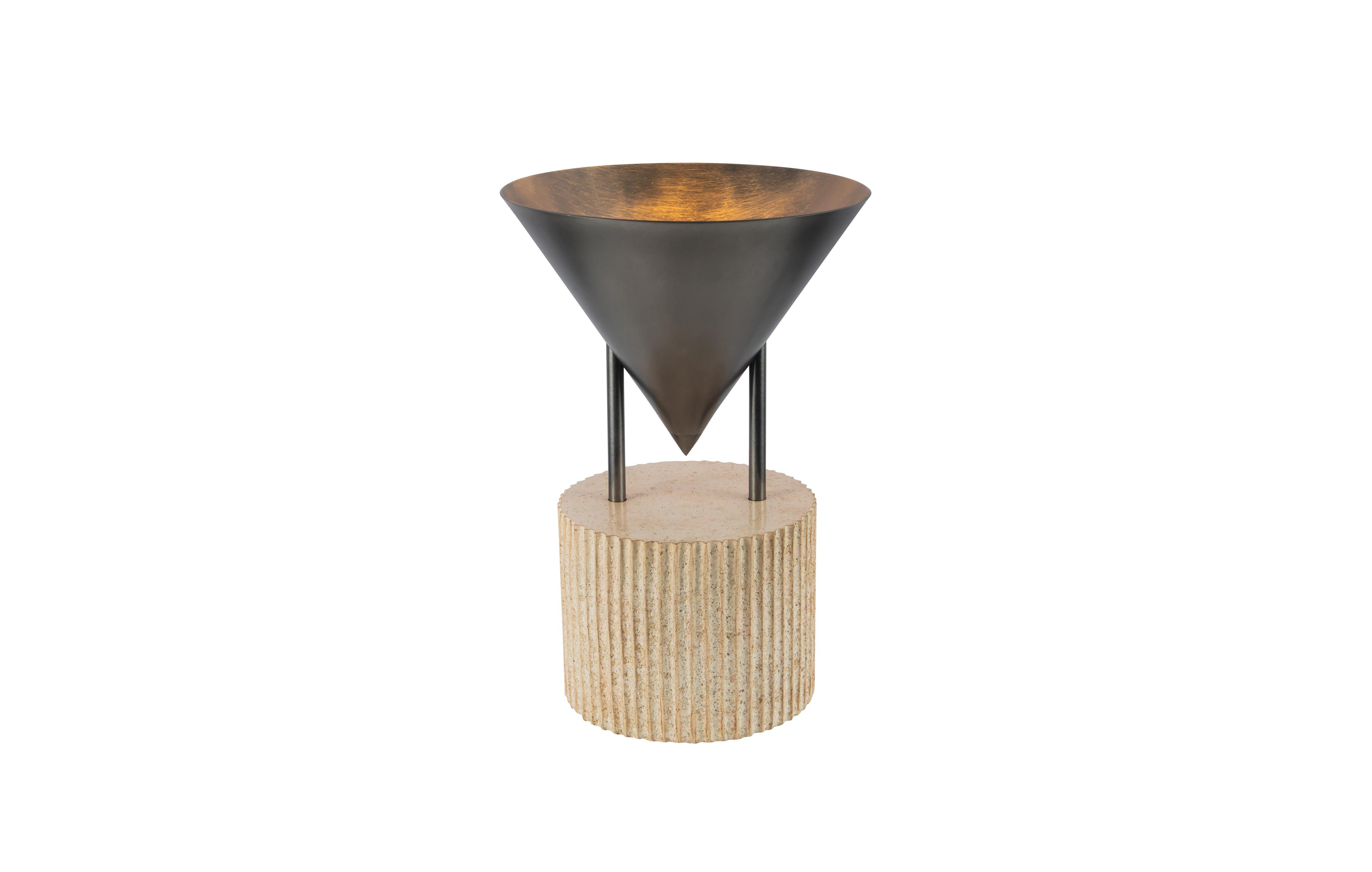 Alora Versus 15-in Table Lamp