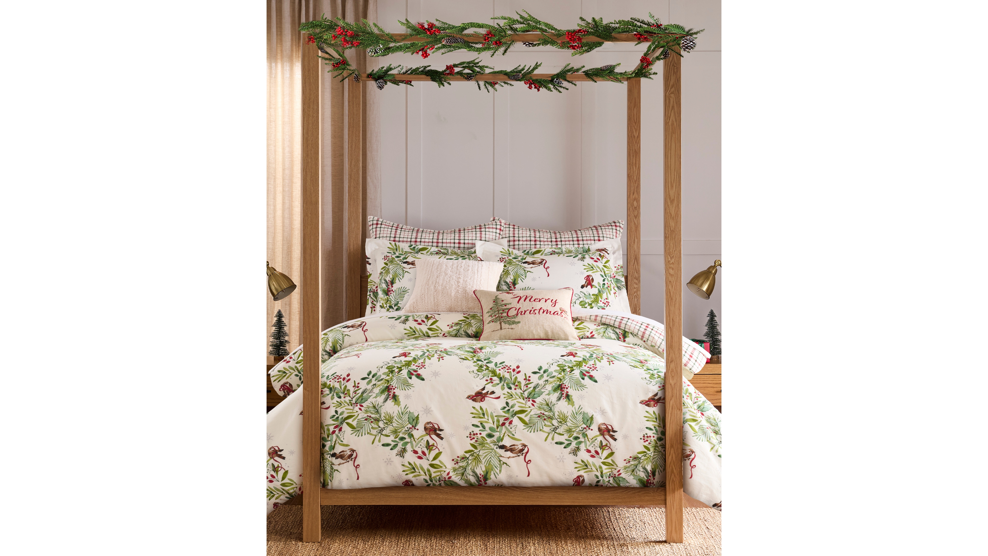 Levtex Home Tinsel Tiding Reversible 3-Piece Comforter Set, King/California King