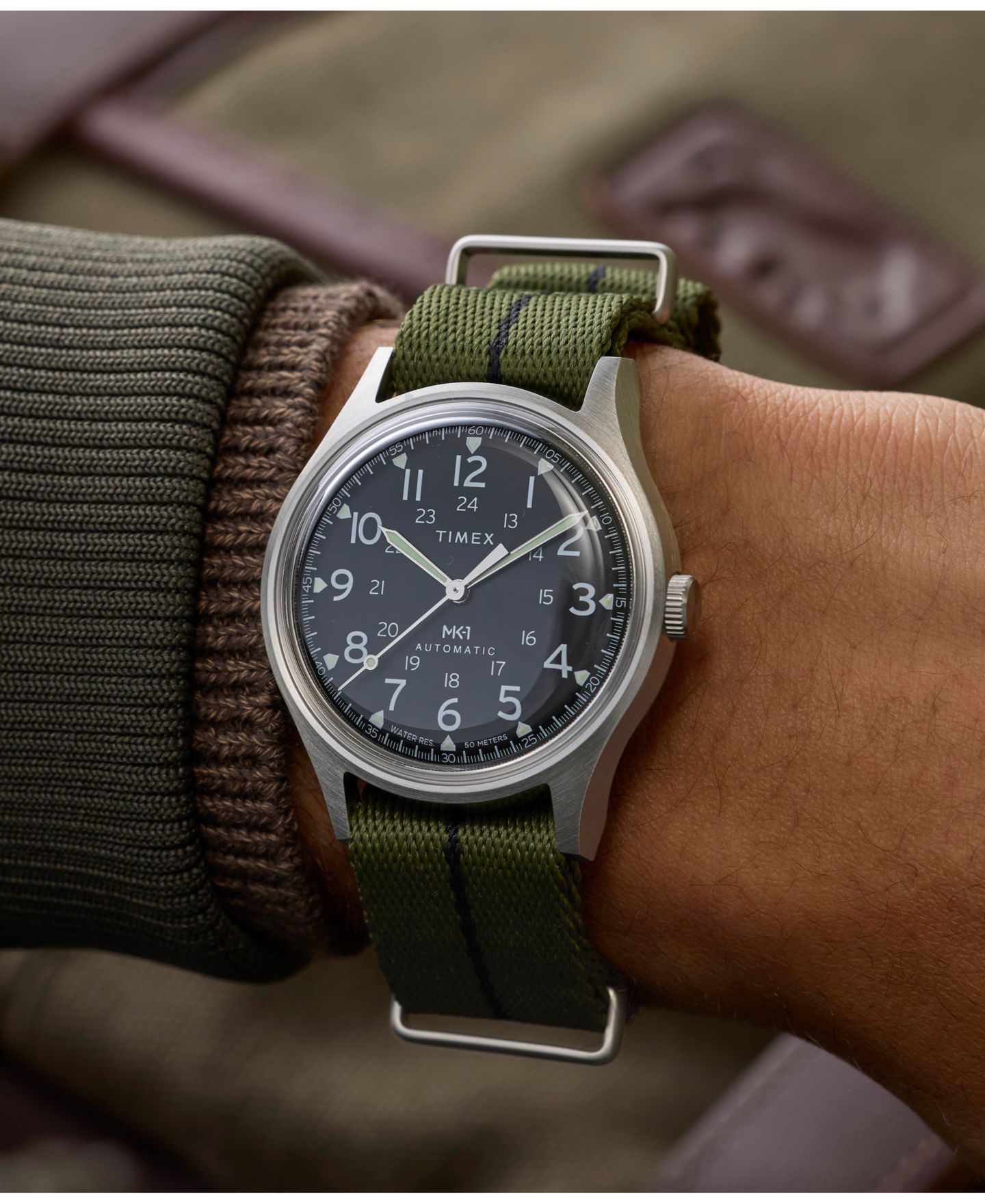 Мужские часы Timex Automatic Green Fabric Round Silver-Tone Stainless Steel 40mm — фото 8