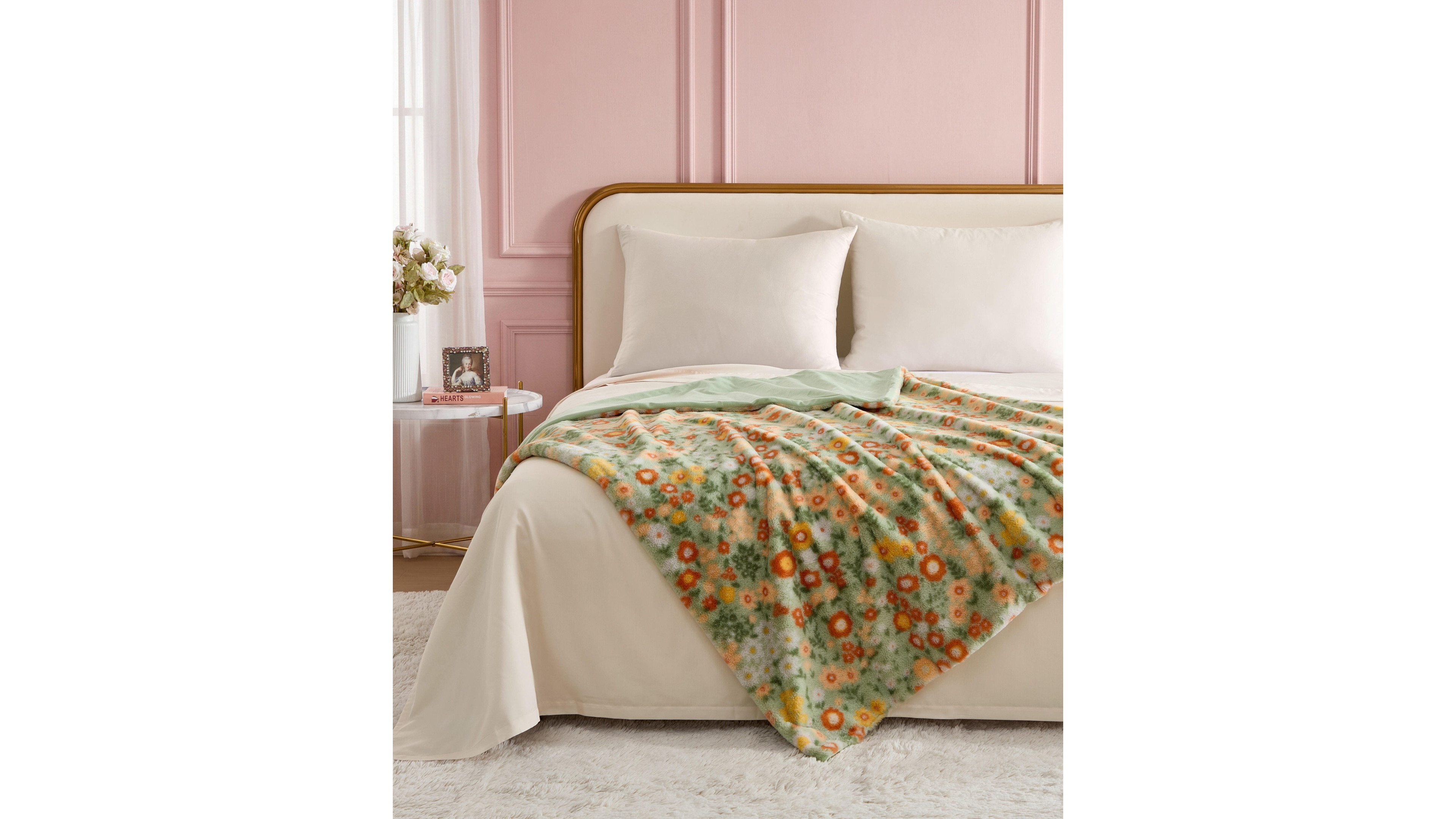 Betsey Johnson Field Of Flowers Printed Faux Fur Throw, 70" X 50"