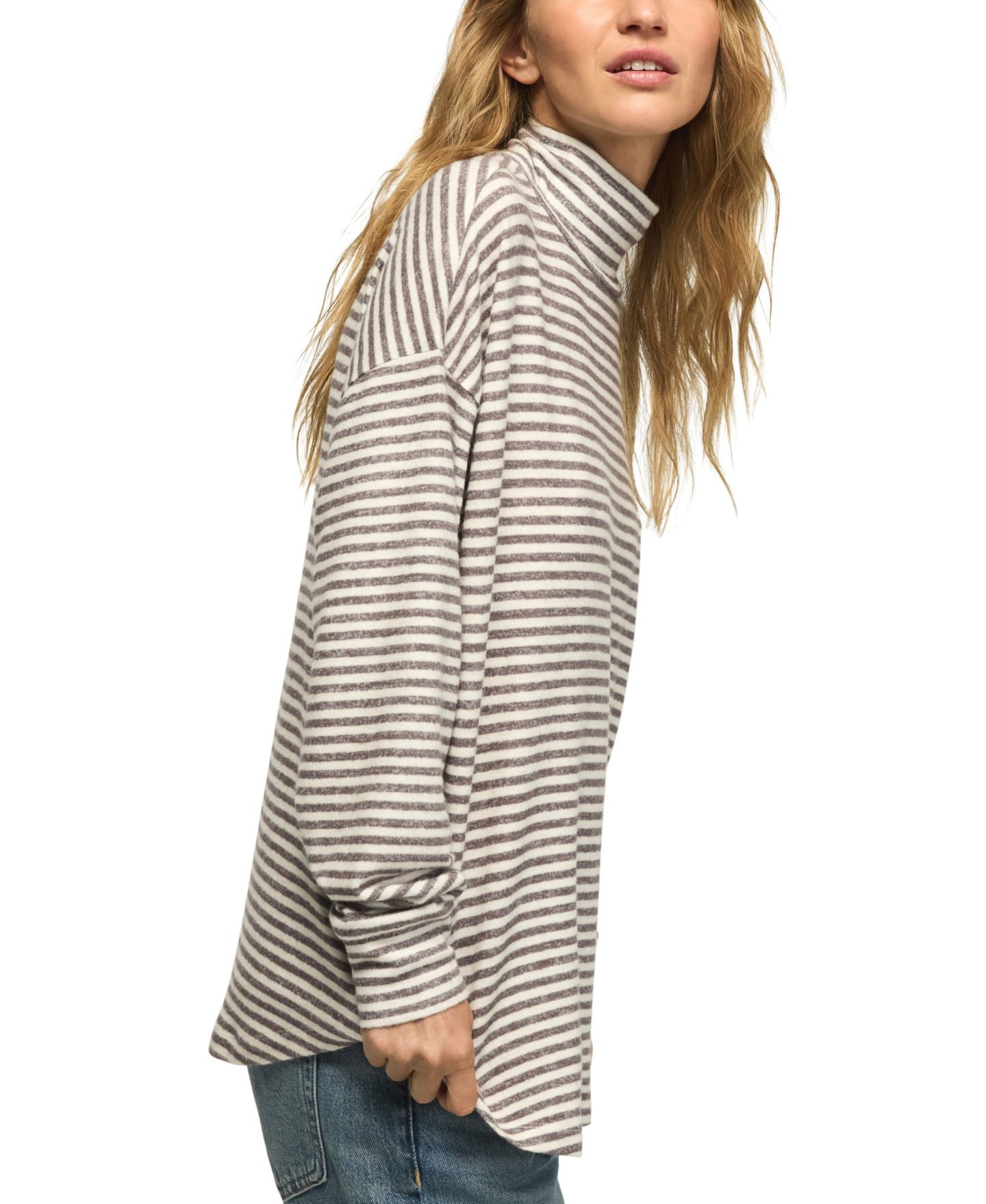 Женский топ Lucky Brand Lucky Cloud Oversized Long-Sleeve Striped Mock Neck, цвет: Серый полосатый — фото 3