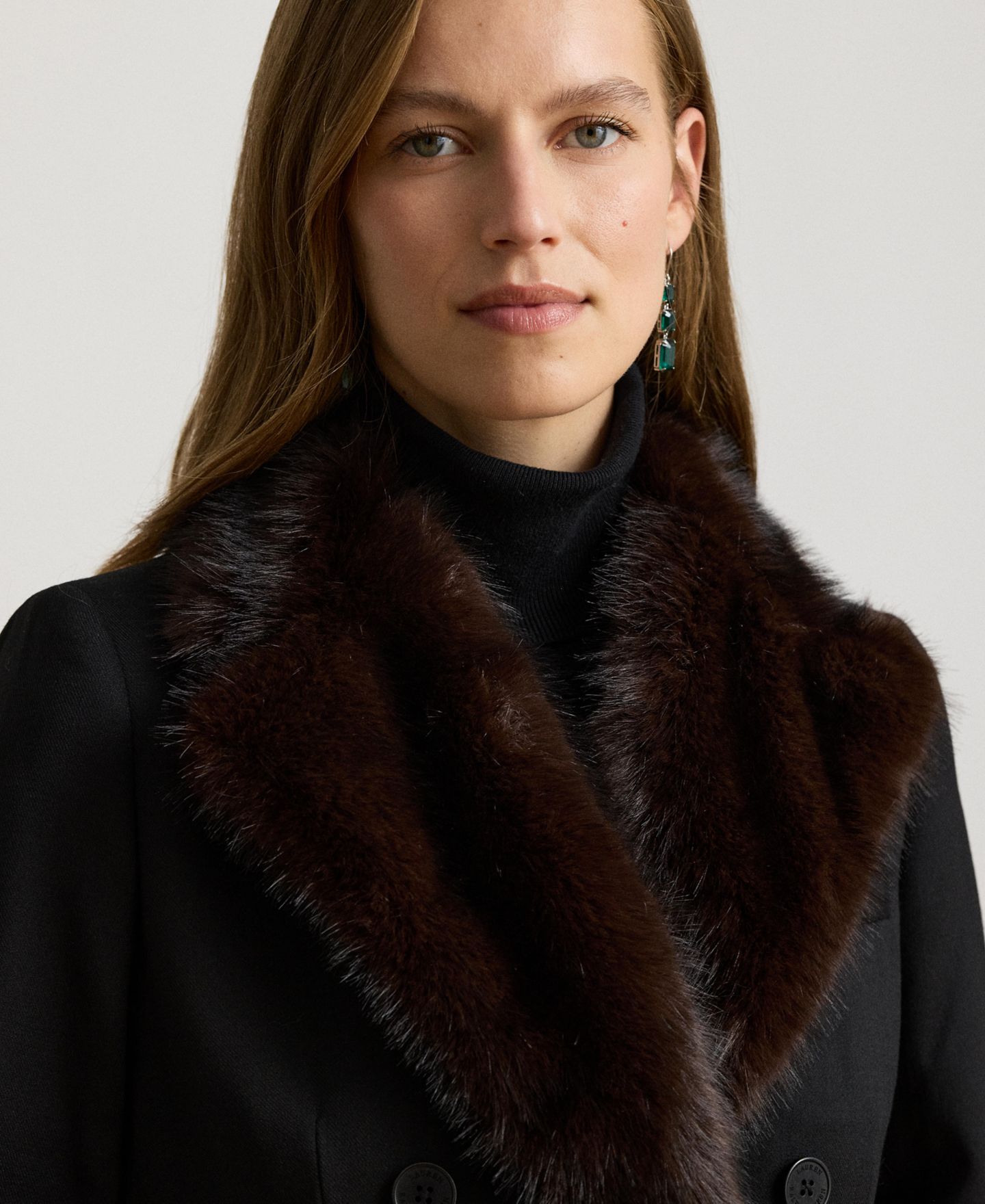Женское пальто Lauren Ralph Lauren Petite Double-Breasted Faux-Fur Trim Crepe, цвет: Чёрный — фото 5
