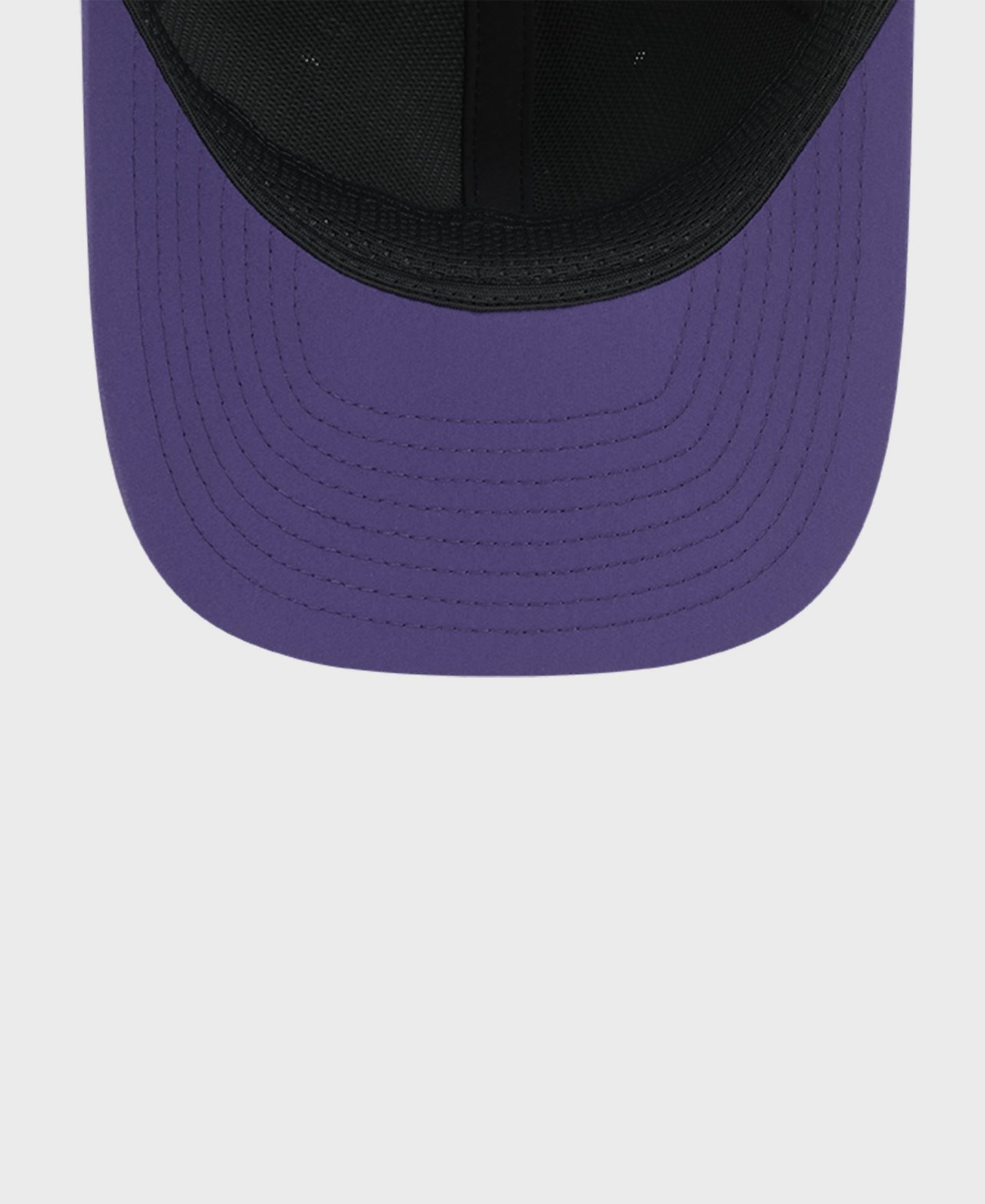 Мужская кепка New Era Purple Minnesota Vikings 2026 Sideline Throwback 39THIRTY M-Crown Flex Hat — фото 7