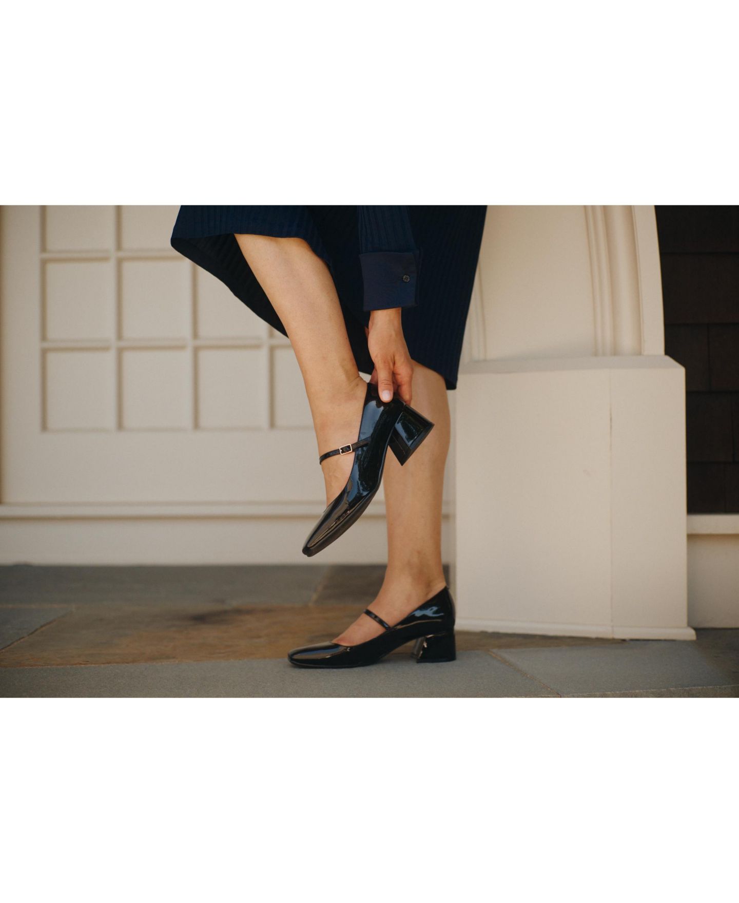 Женские туфли Easy Spirit Marlay eFlex Mary Jane Block Heel Pumps, цвет: Чёрный лаковый — фото 6