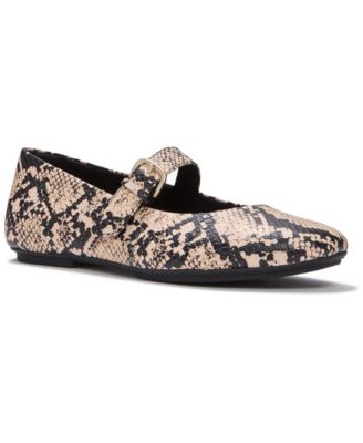 Women's Delicato Round Toe Arch Support Mary Jane Flats