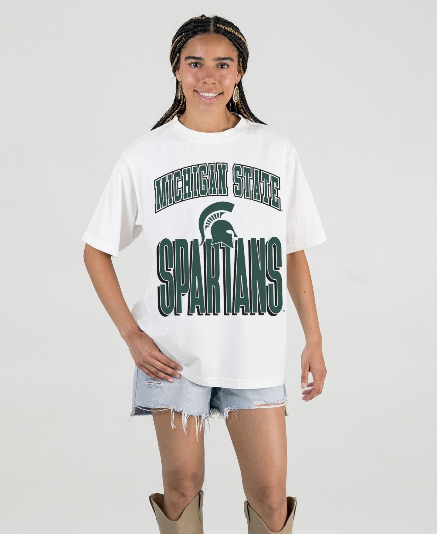 Женская футболка Gameday Couture Cream Michigan State Spartans Oversized Fierce Focus — фото 1