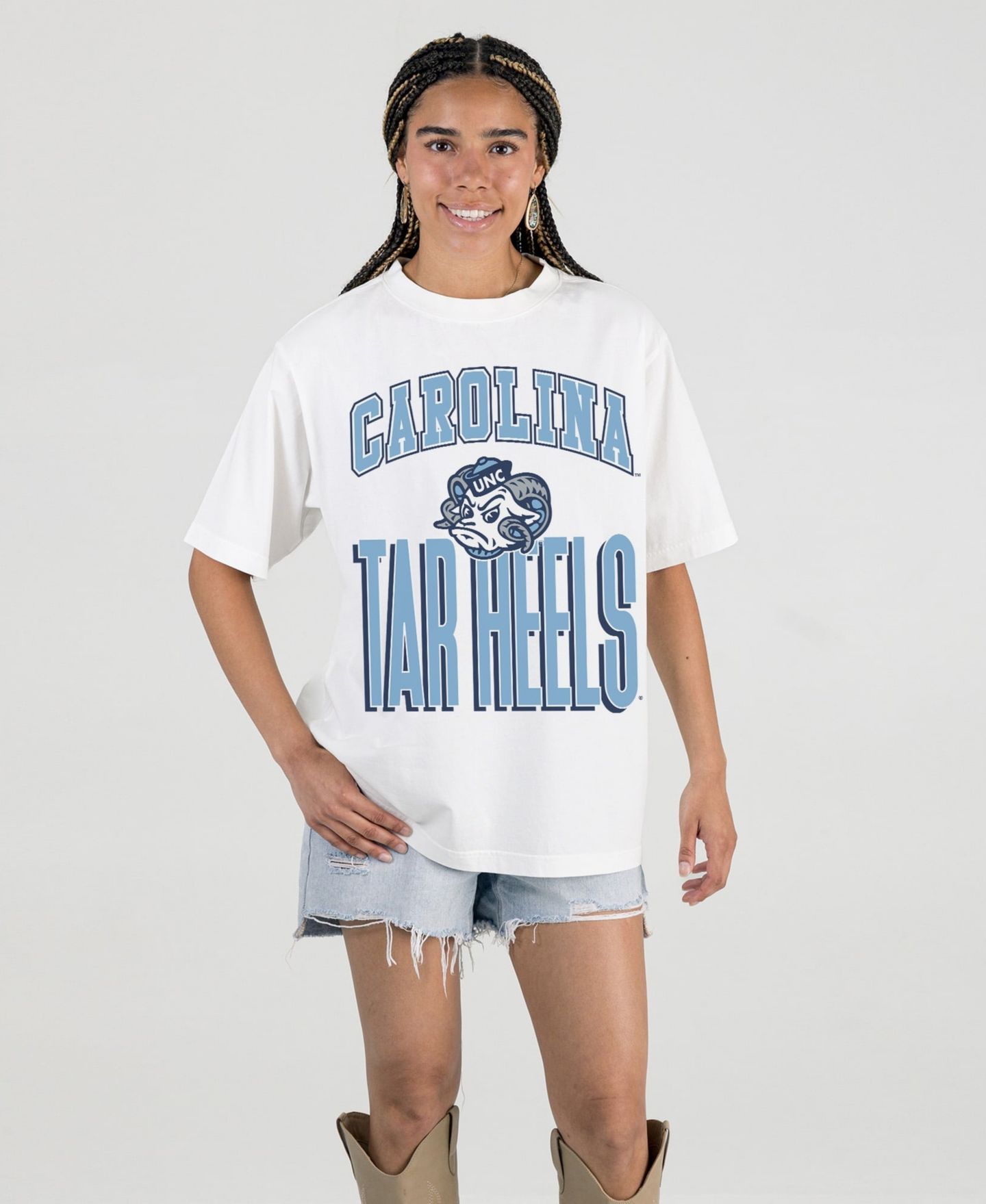 Женские футболки Gameday Couture Cream North Carolina Tar Heels Oversized Fierce Focus — фото 1