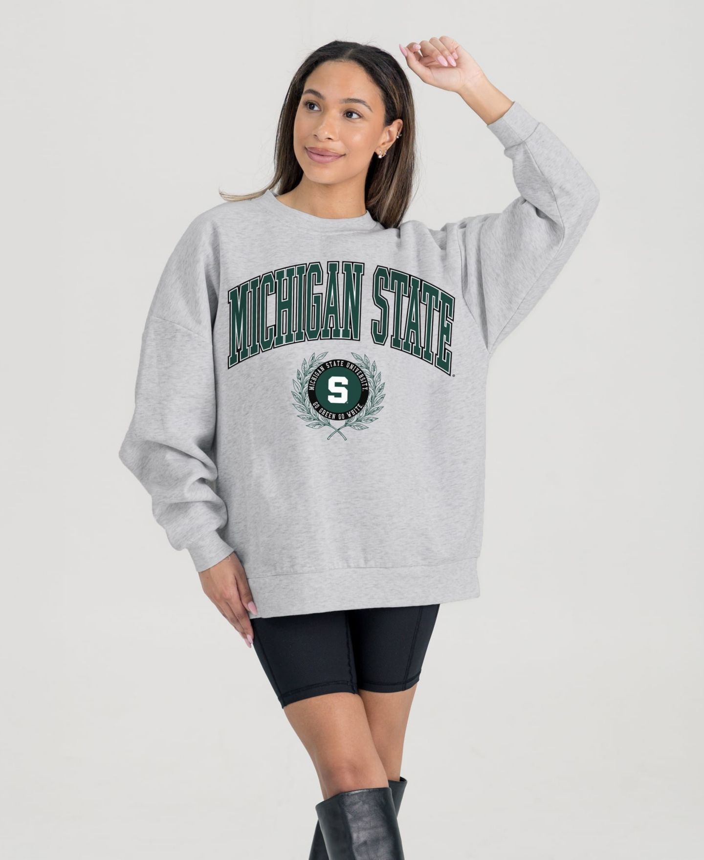 Женская толстовка Gameday Couture Ash Michigan State Spartans Oversized Tradition Refined Premium Fleece — фото 2
