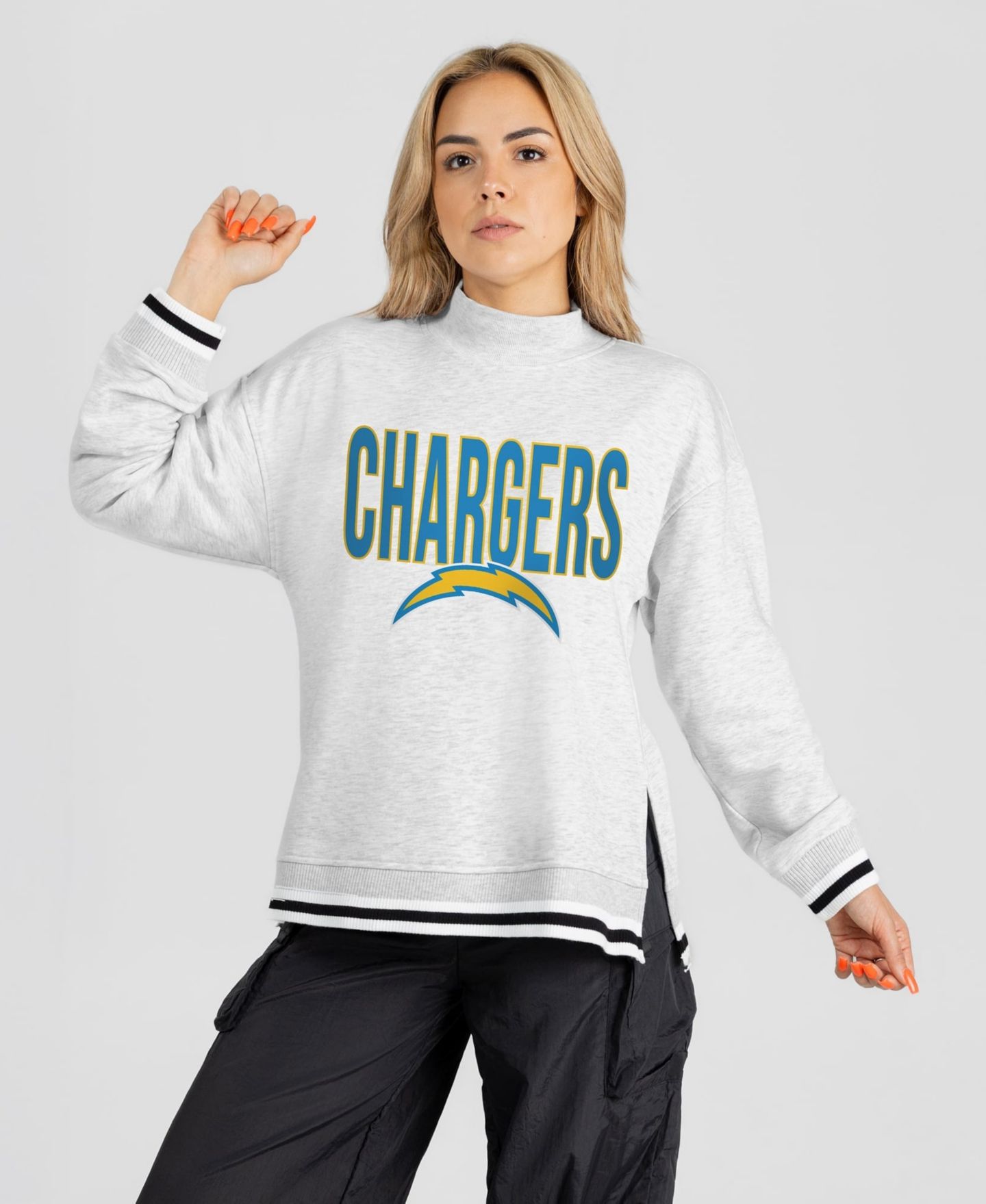 Женская толстовка Gameday Couture Ash Los Angeles Chargers Rally Point Contrast Stripe Mock Neck — фото 1