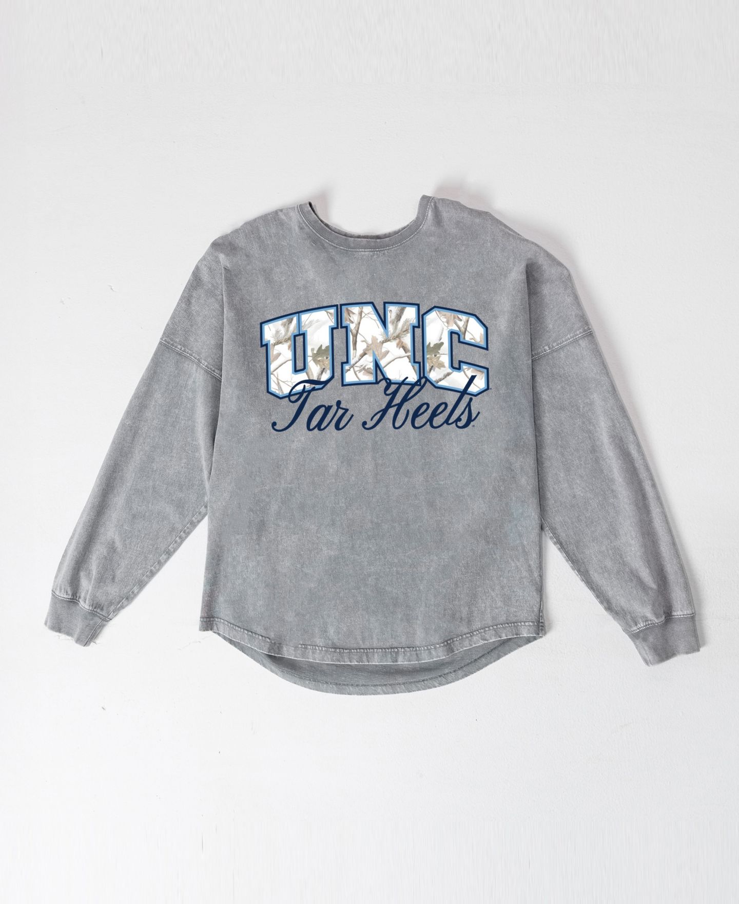 Женские футболки Gameday Couture Gray North Carolina Tar Heels Snow Wash Oversized Long-Sleeve — фото 5