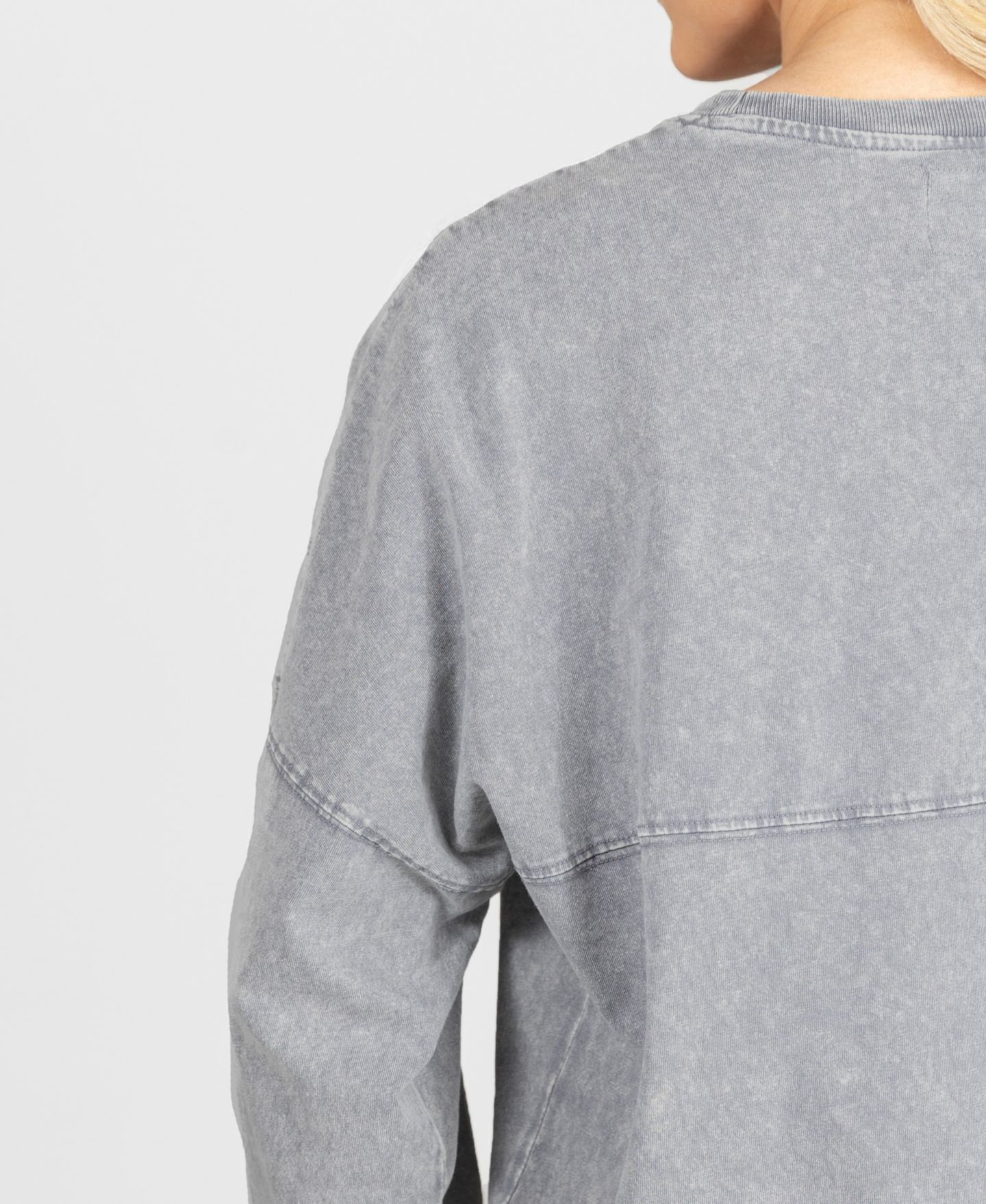 Женская футболка Gameday Couture Gray Baltimore Ravens On The Hunt Oversized Snow Wash Long-Sleeve — фото 5