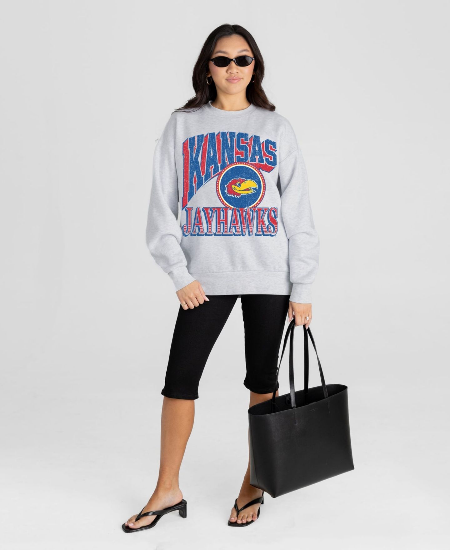 Женская толстовка Gameday Couture Ash Kansas Jayhawks Game On — фото 4