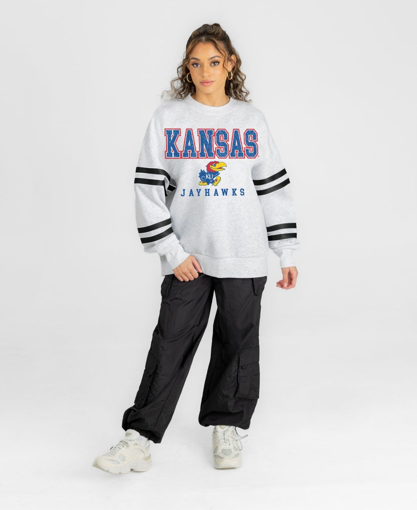 Женская толстовка Gameday Couture Ash Kansas Jayhawks Stadium Stripes Oversized Fleece — фото 3