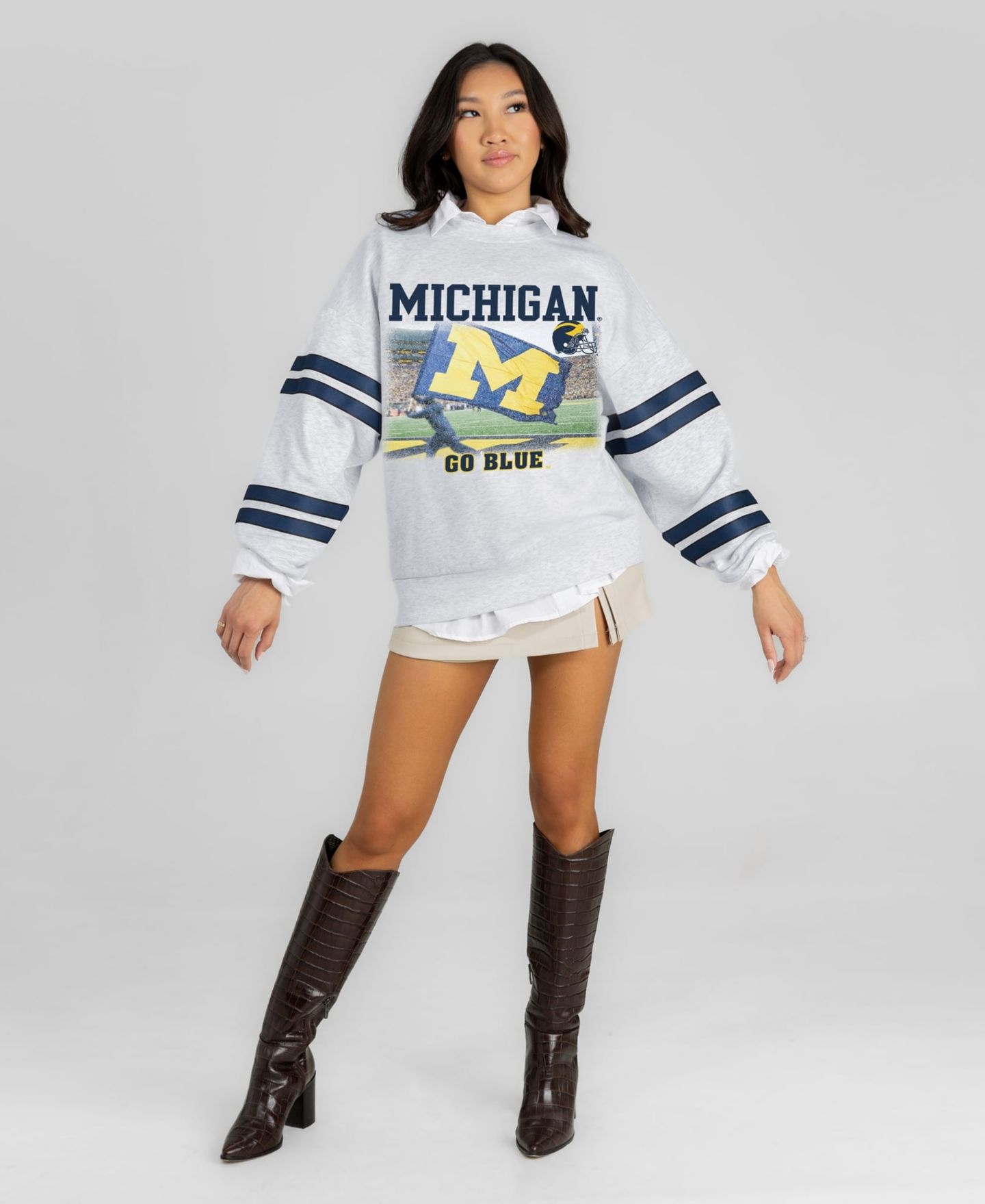 Женская толстовка Gameday Couture Ash Michigan Wolverines Off the Grid Oversized Fleece — фото 3
