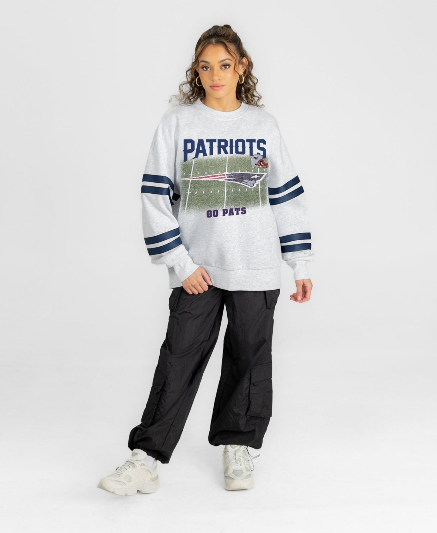 Женская толстовка Gameday Couture Ash New England Patriots Off the Grid Oversized Fleece — фото 3