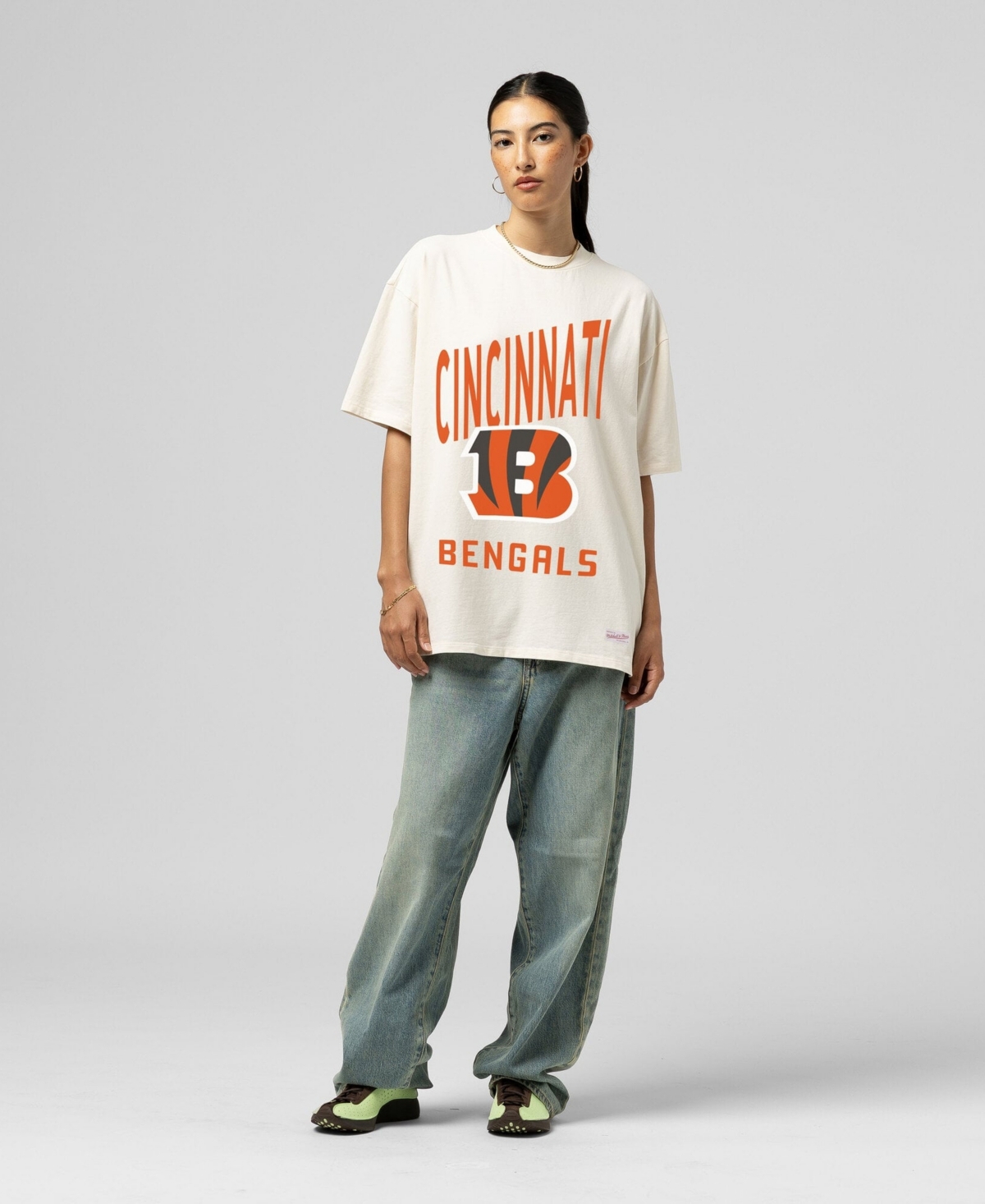 Mitchell & Ness Women's Cream Cincinnati Bengals Logo Rise Boyfriend T-Shirt - Cream