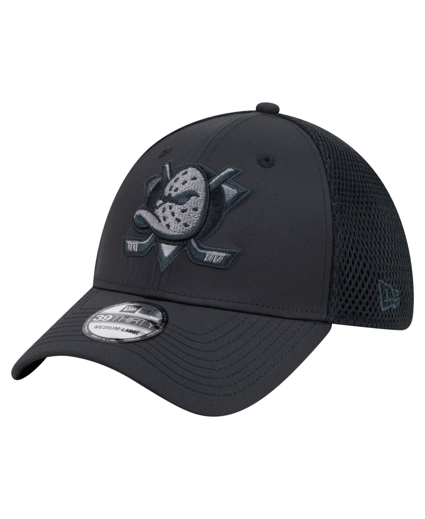 Мужской головной убор New Era Black Anaheim Ducks Blackout 39THIRTY Stretch Hat — фото 1