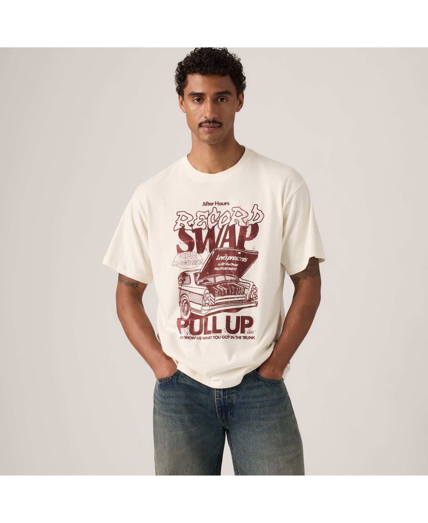 Мужская футболка Levi's Vintage Fit Graphic Relaxed-Fit Crewneck, цвет: Egret — фото 2