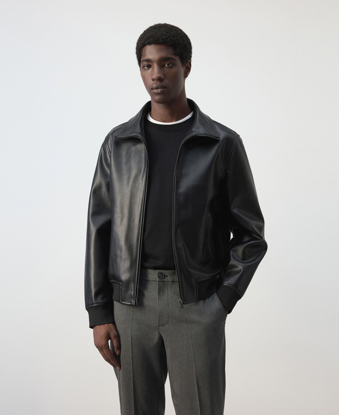 Мужская куртка Mango Julio Slim-Fit Bomber, цвет: Чёрный — фото 7