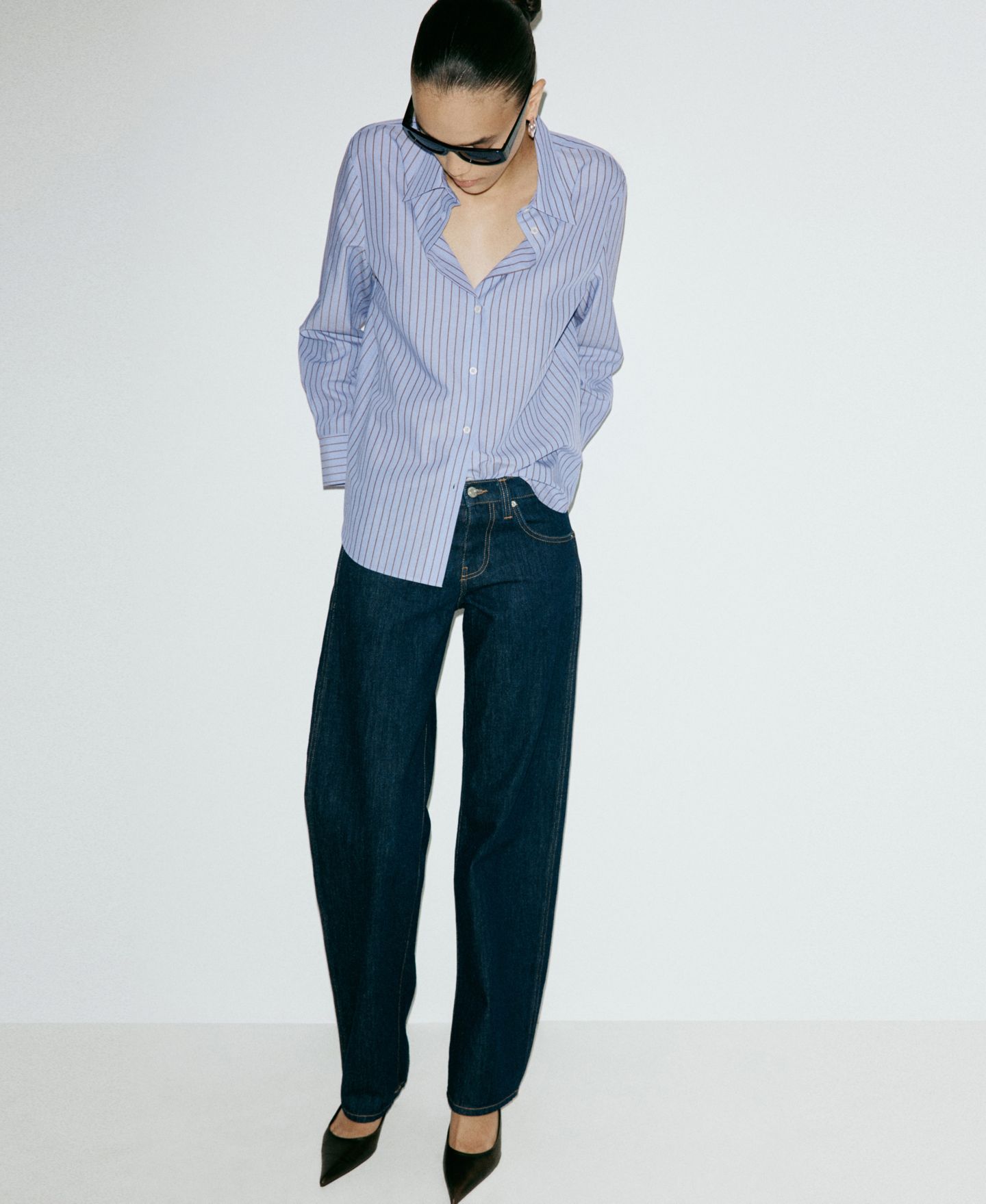 Женская рубашка Mango Pinstripe Button-Up, цвет: Синий — фото 2