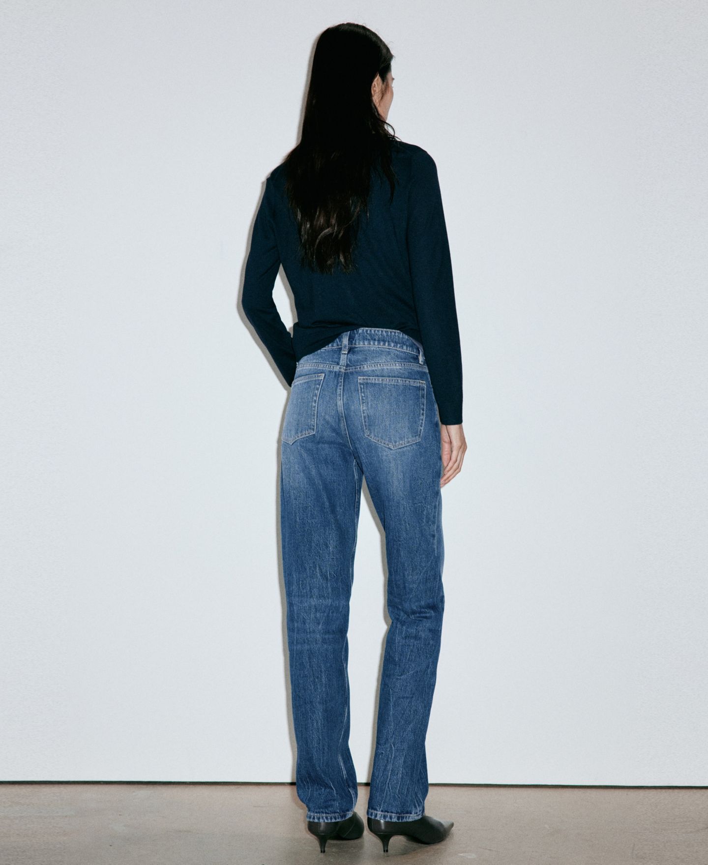 Женские джинсы Mango Low-Rise Slim Denim, цвет: Тёмный синий — фото 5