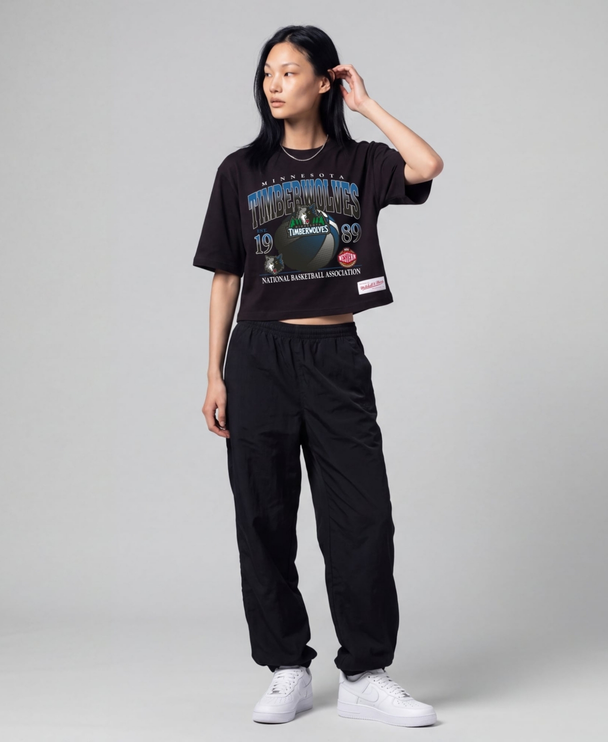 Mitchell & Ness Women's Mitchell Ness Black Minnesota Timberwolves Street Graphic Boxy Crop T-Shirt - Black