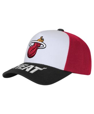 Big Boys' and Girls' White/Black Miami Heat Logo Three Pro Pinch Pre-Curved Adjustable Hat