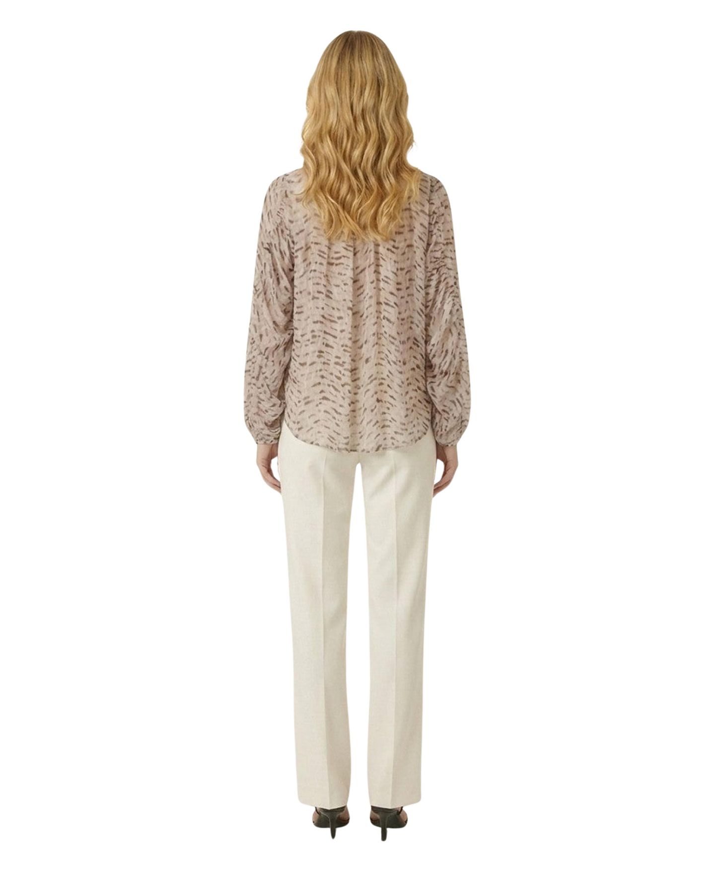 Женская блузка Modenaire Lightweight Patterned Long-Sleeve V-Neck, цвет: Хаки — фото 2