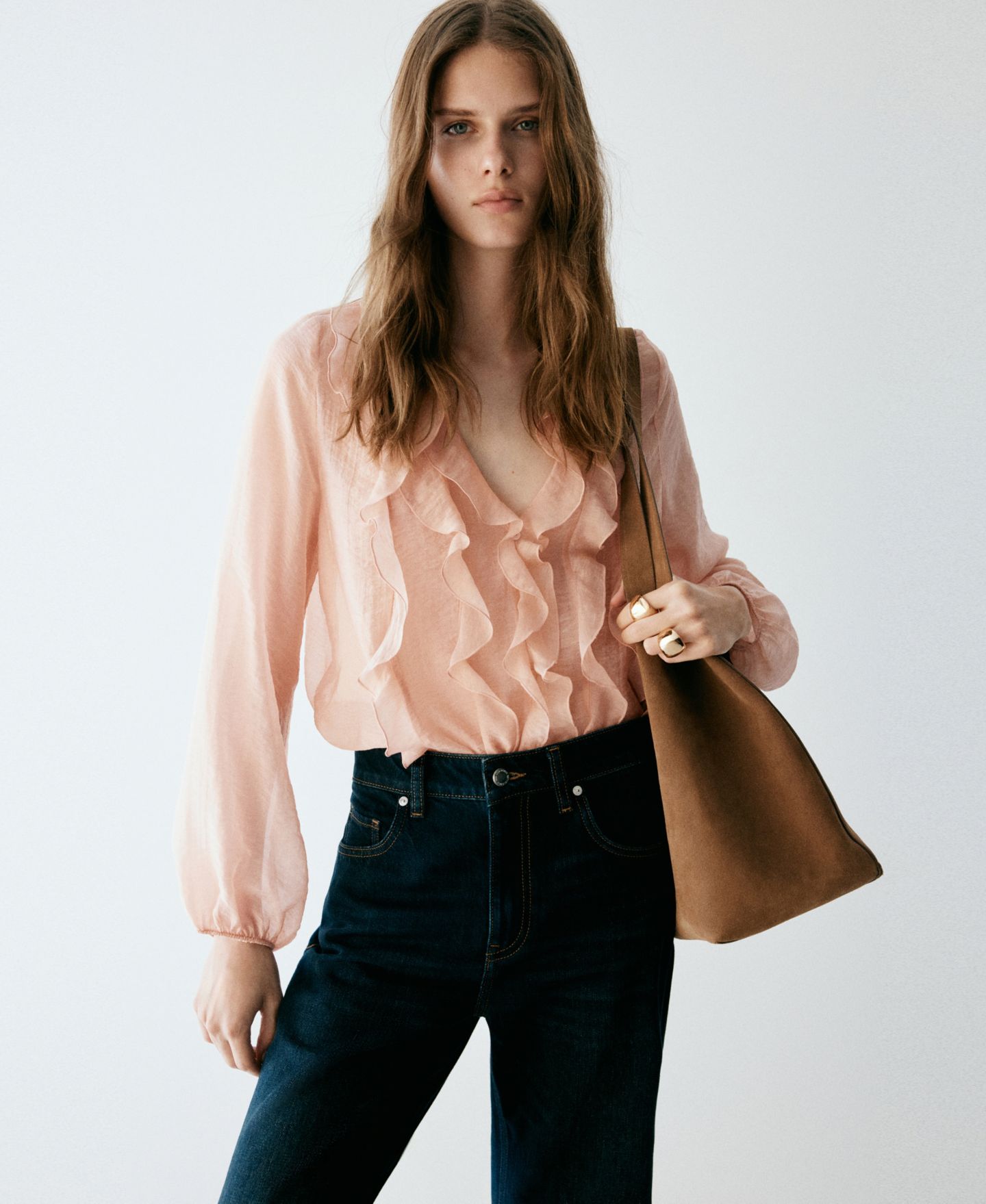 Женская блузка Mango V-Neck Long-Sleeve Ruffled, цвет: Коричневый — фото 7