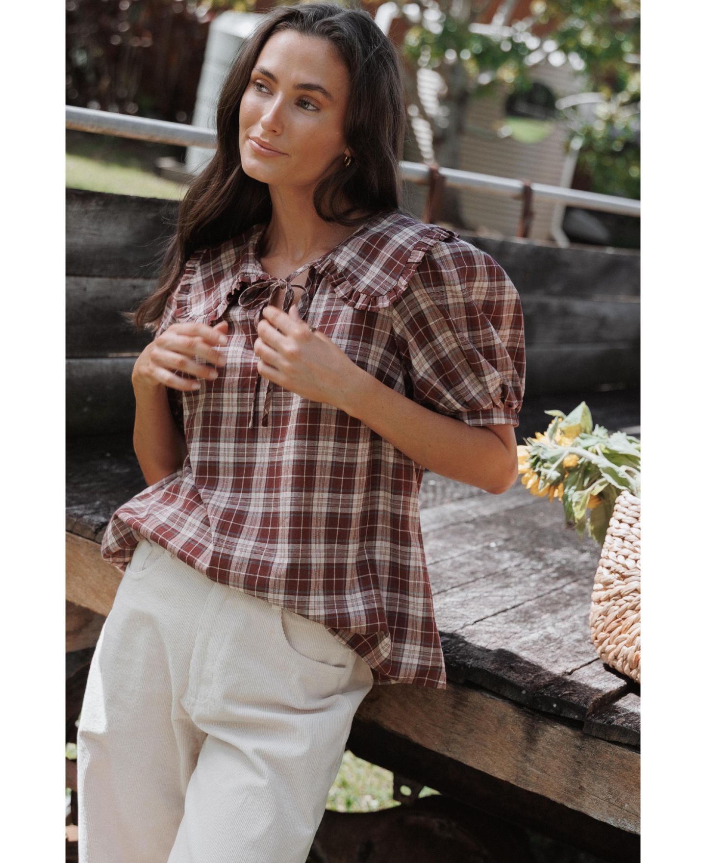Женская блузка Petal & Pup Evandri Plaid Frill-Collar, цвет: Бордовый клетчатый — фото 8