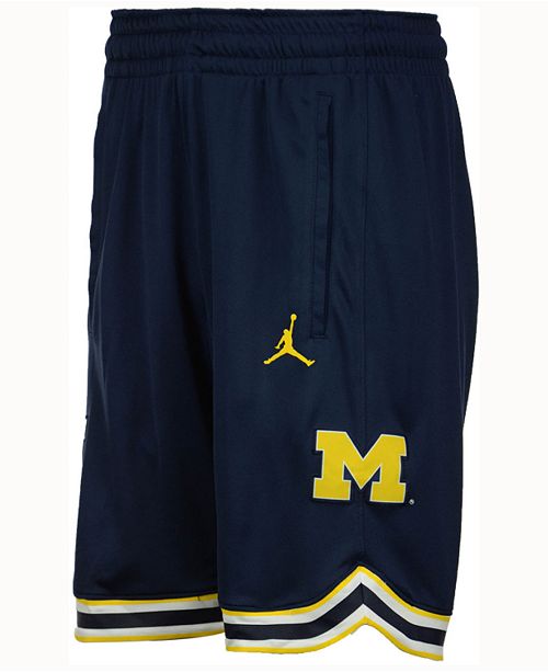 Nike Men S Michigan Wolverines Replica Basketball Shorts Reviews