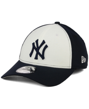 New Era New York Yankees Core Classic 39THIRTY Cap