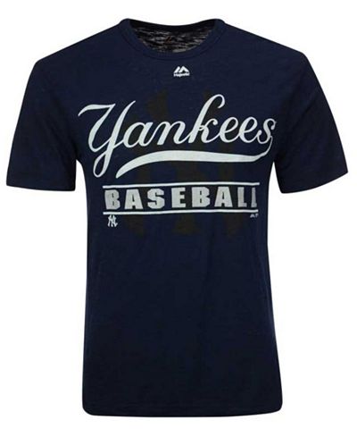 Majestic Men's New York Yankees Bases Loaded Hyperslub T-Shirt