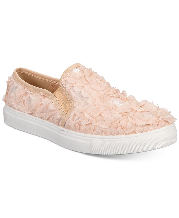 Macy's discount wanted shoes