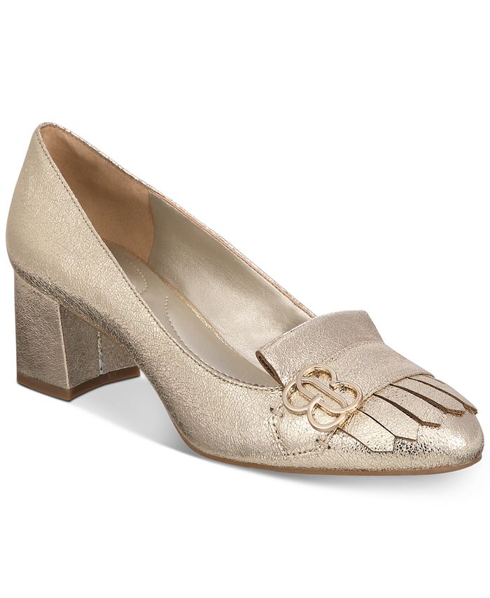 Bandolino best sale shoes macys